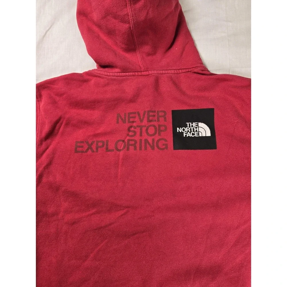 The North Face Hoodie‎ Mens Medium Red Never Stop Exploring Fleece Pullover